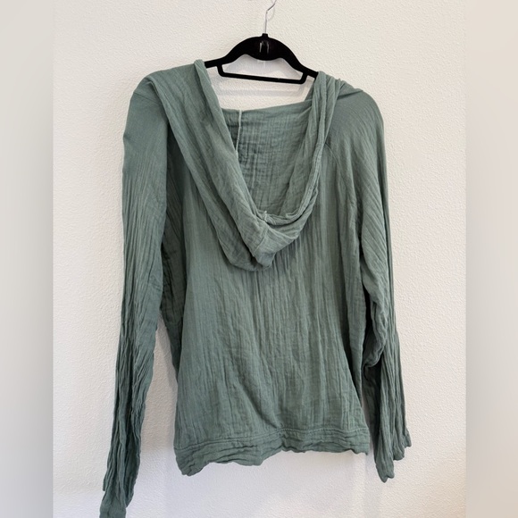 NWOT Lotus and Luna Sage Baja Pullover size Small - Picture 5 of 5